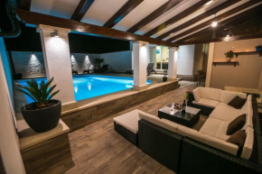 Luxury apartment Elis with private pool